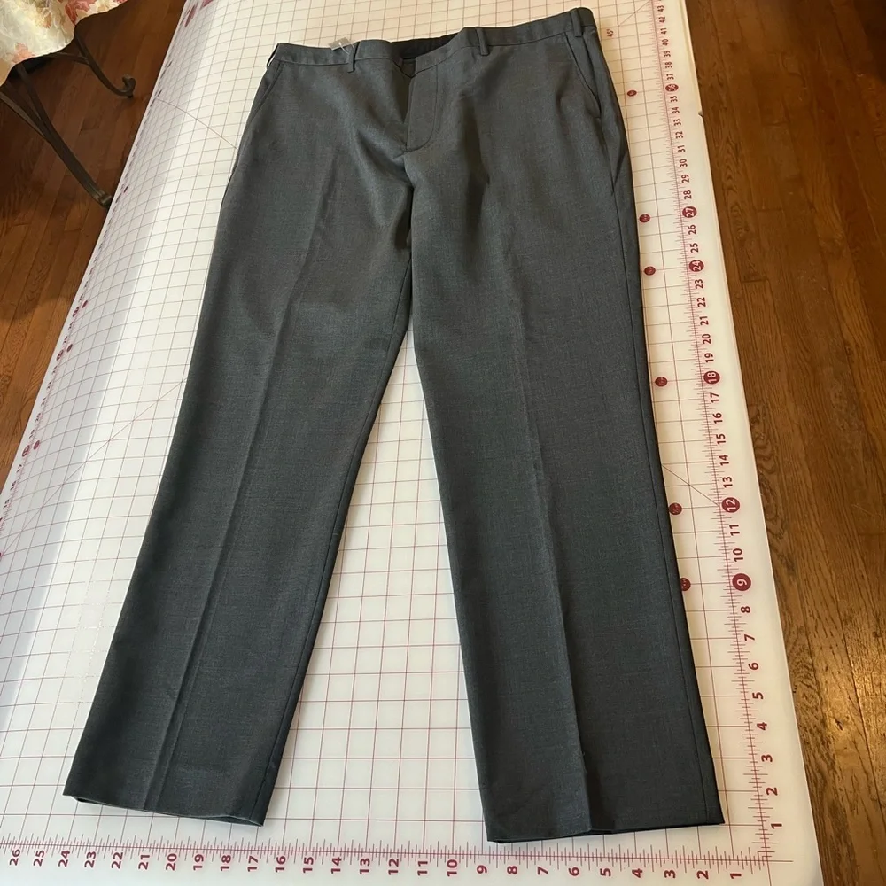 J.Crew men’s Thompson gray dress pants slacks size 38 x 32 NWT